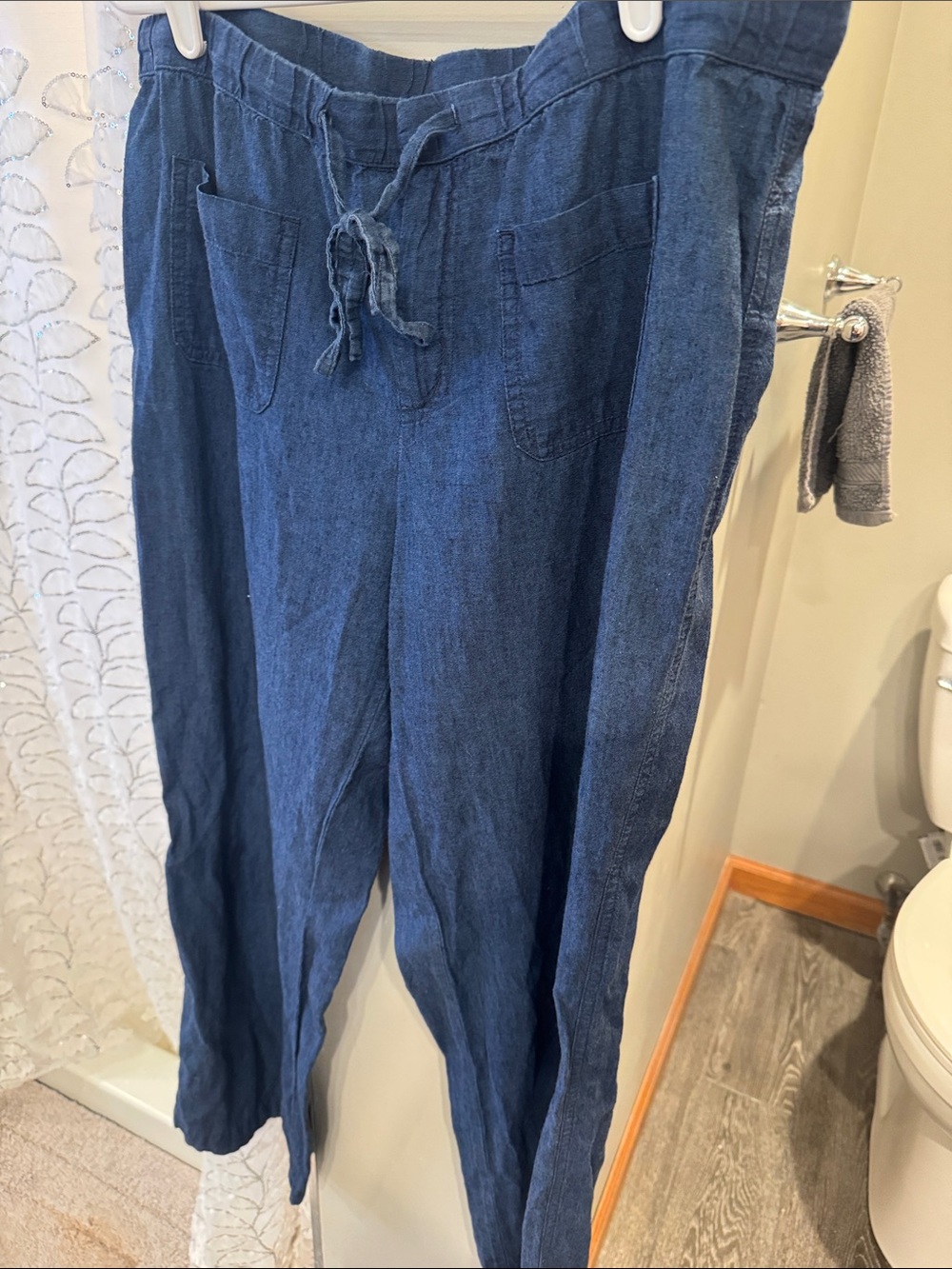 Liz Claiborne Women's Straight Leg Drawstring Pants in Denim Blue